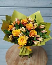 Букет цветов из:  Альстромерии и Розы в Лесной Кировской области