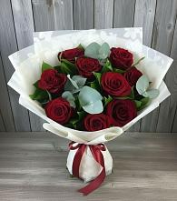 Букет цветов из:  Розы в Лесной Кировской области