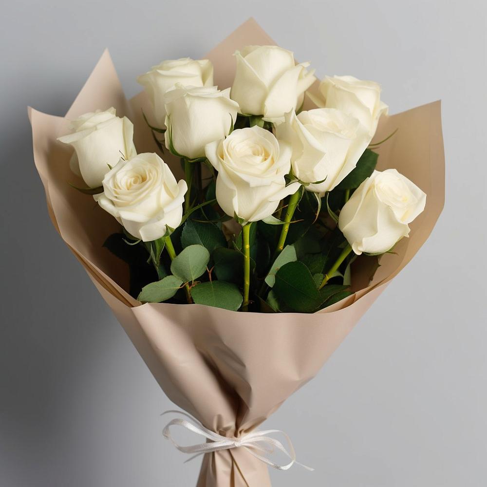 Букет 9 Белых роз Эдлесс Лав в Лесной Кировской области