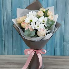 Букет цветов из:  Хризантемы и Розы #REPLACE_PRED# Лесной Кировской области