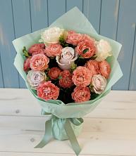 Букет цветов из:  Розы в Лесной Кировской области