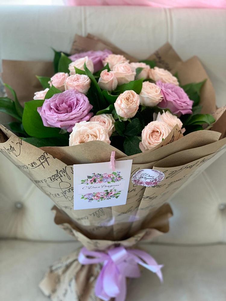 Букет цветов из: Розы в Лесной Кировской области