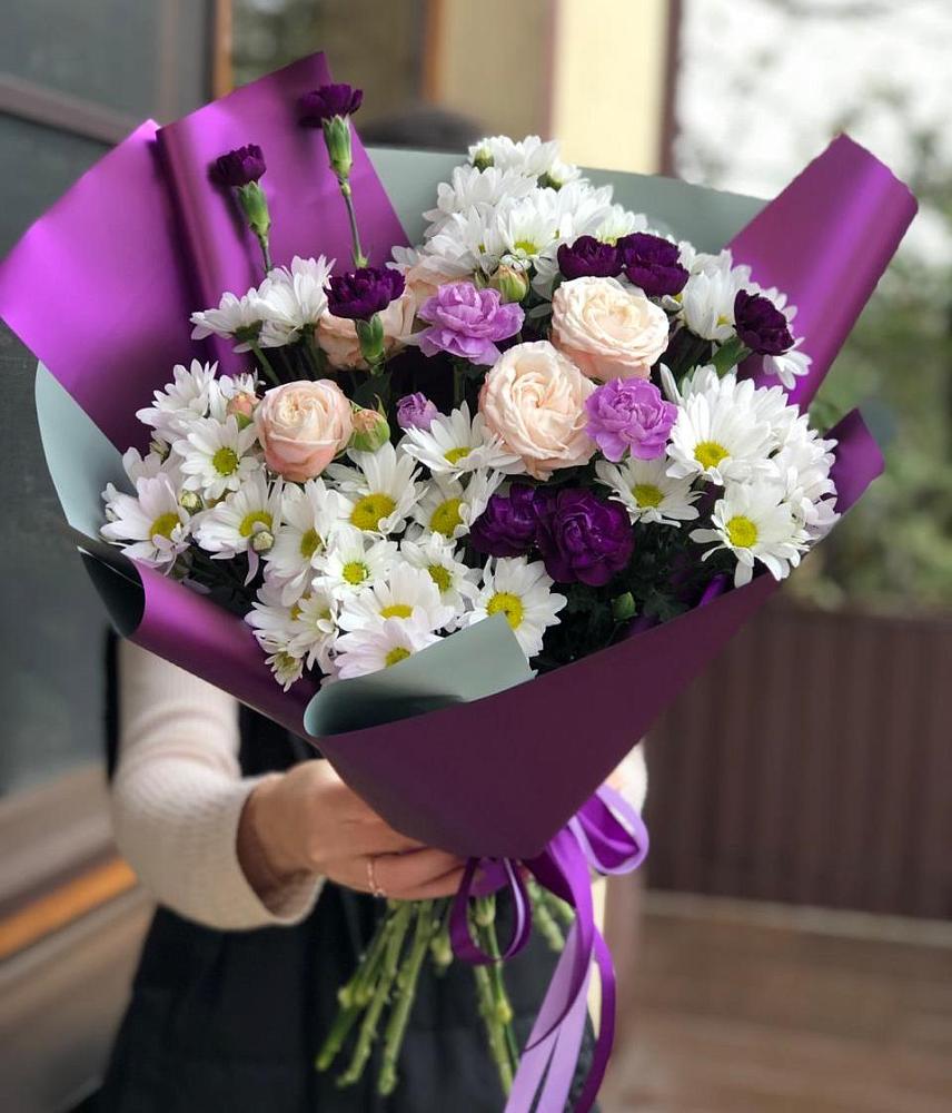 Букет цветов из: Хризантемы, Гвоздики и Розы в Лесной Кировской области