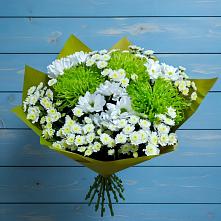 Букет цветов из:  Хризантемы в Лесной Кировской области