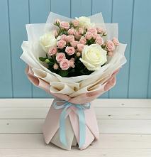 Букет цветов из:  Розы #REPLACE_PRED# Лесной Кировской области