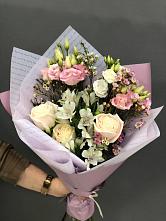 Букет цветов из:  Альстромерии, Розы и Лизиантусы #REPLACE_PRED# Лесной Кировской области