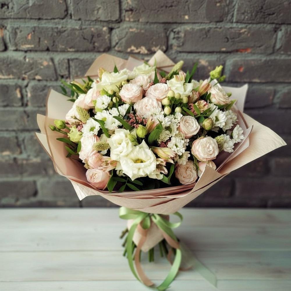Букет цветов из: Альстромерии, Розы и Хризантемы в Лесной Кировской области