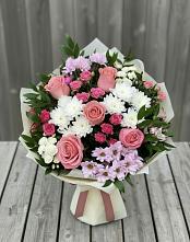Букет цветов из:  Альстромерии, Гвоздики, Розы и Хризантемы в Лесной Кировской области
