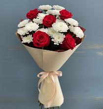 Букет цветов из:  Розы и Хризантемы #REPLACE_PRED# Лесной Кировской области
