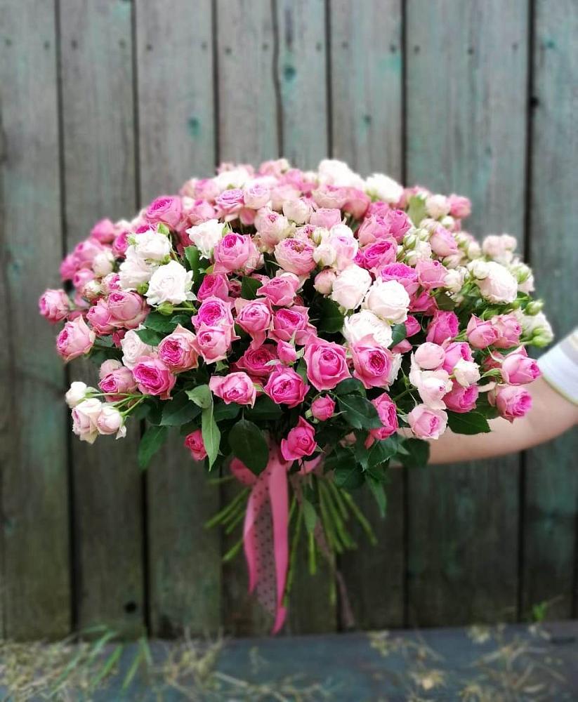 Букет Розовые кустовые розы Натали и Лав Лидия в Лесной Кировской области