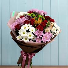 Букет цветов из:  Розы, Хризантемы и Альстромерии в Лесной Кировской области