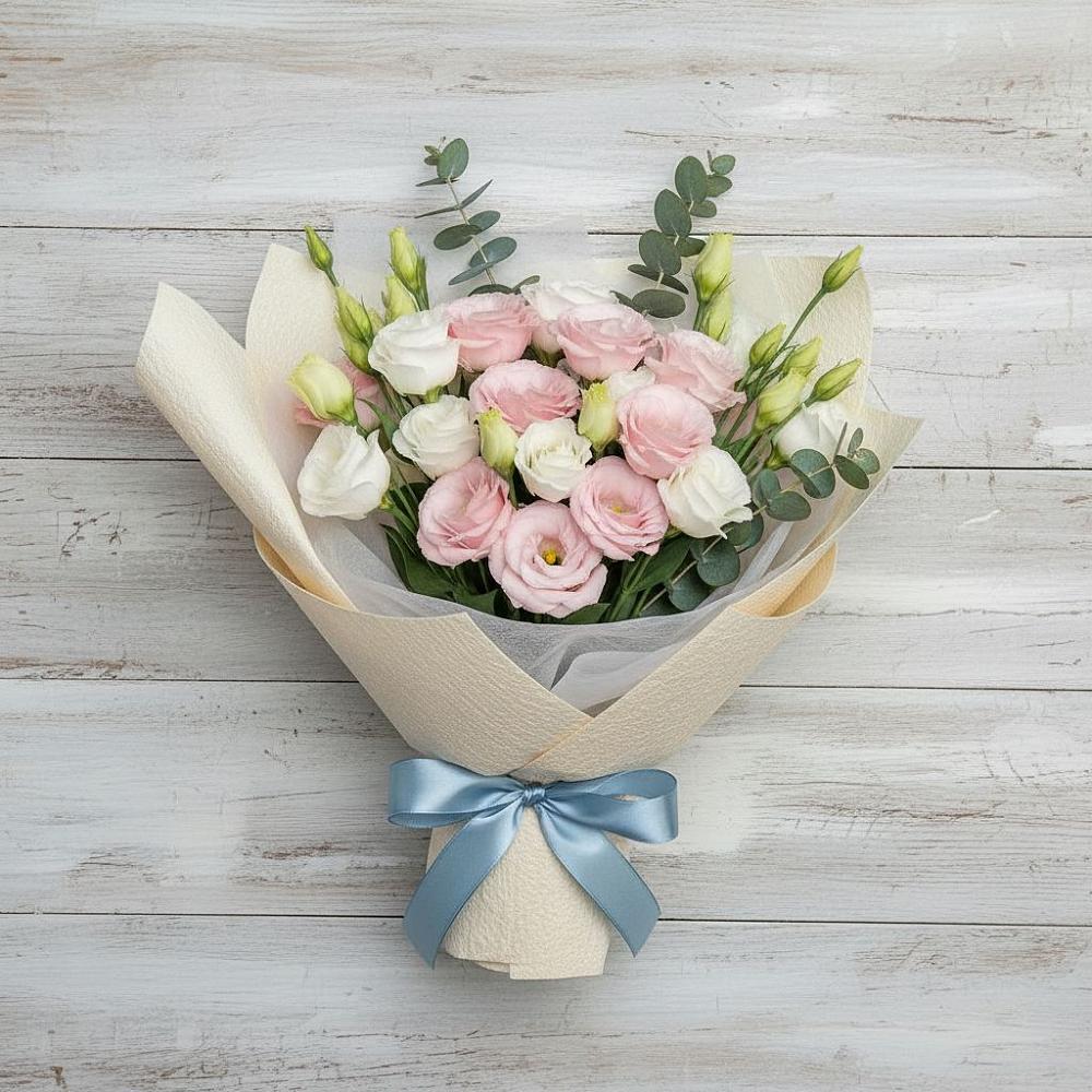 Букет цветов из: Лизиантусы в Лесной Кировской области